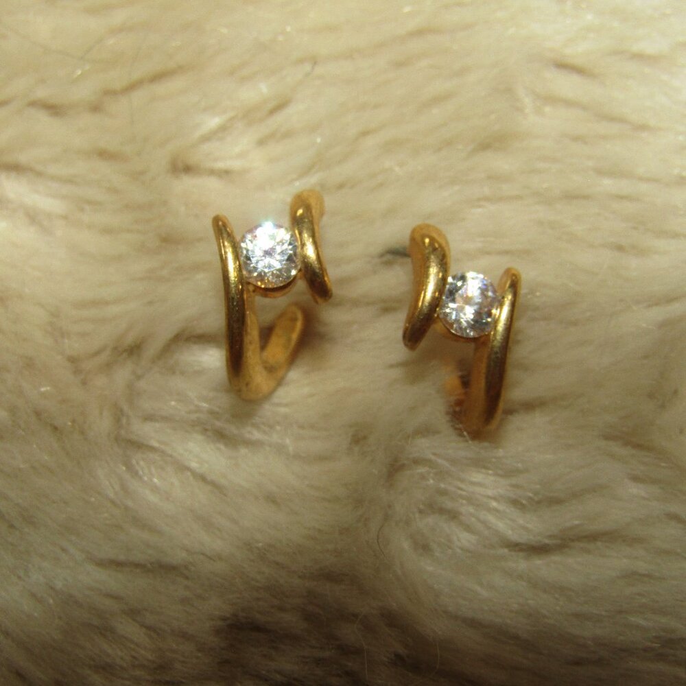 Vintage Avon cubic zirconia pierced earrings